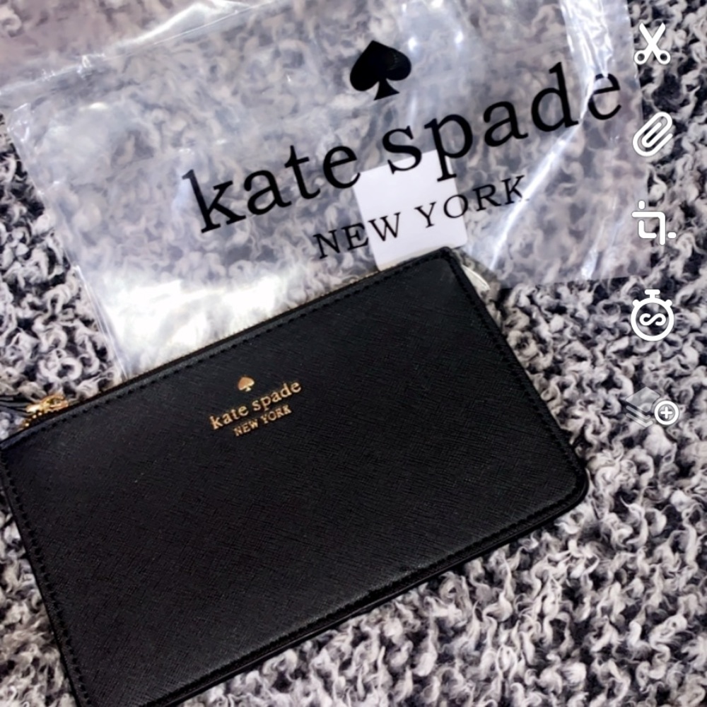 Kate spade wristlet